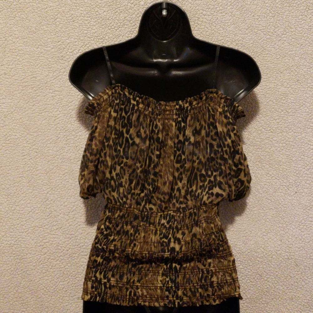 Leopard Top - Picture 2 of 3